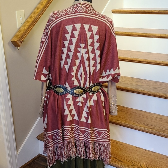 Cape Terra-cotta and beige. One size. - Picture 5 of 8